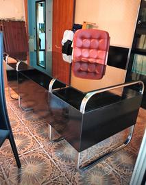 Scrivania con poltrona