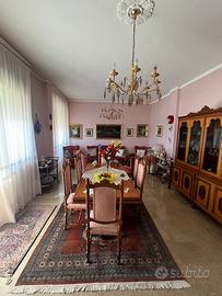 Appartamento mq 164 5 vani più servizi