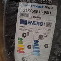 Pneumatici imballati Hankook 215/65R16/98H