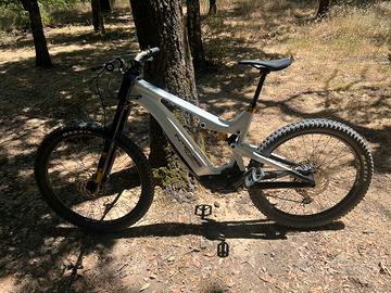 Ebike intense mx tazerpro full ohlins carbonio