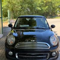MINI Mini (R56) - 2011