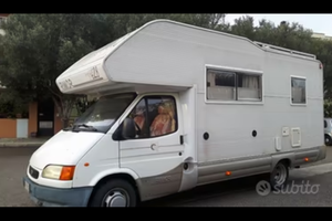 Camper Mansardato 5 +1 posti letto