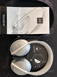 Bose headphones 700