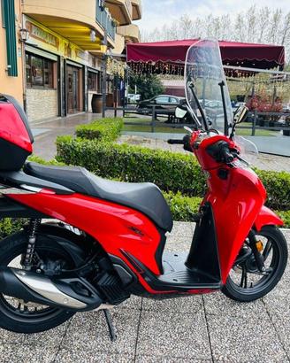 HONDA SH 150 TUTTO INCLUSO ANCHE PASSAGGIO! MINI