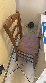 4 SEDIE IN LEGNO