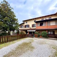 CASA accostata con GIARDINO a MOSSA