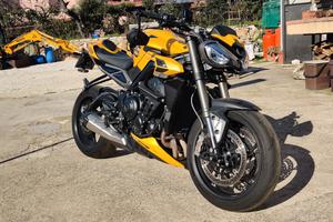 Triumph street triple 765rs
