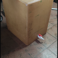 Contenitore vetroresina vino 300 litri