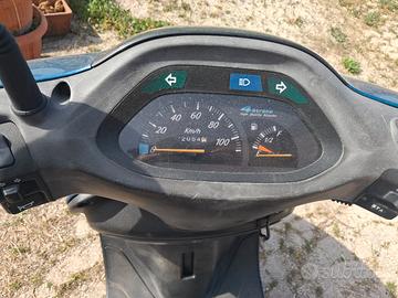 Scooter moto YAMAHA FLAME
