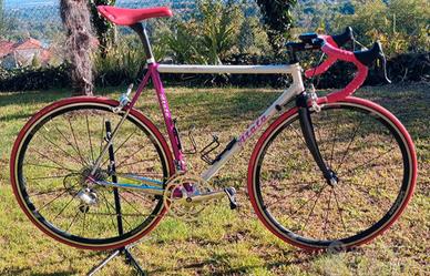 Bici da rulli in acciaio. 