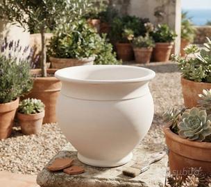 Vaso terracotta bianco nuovo per piante