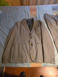 giacca e pantalone elegante guess