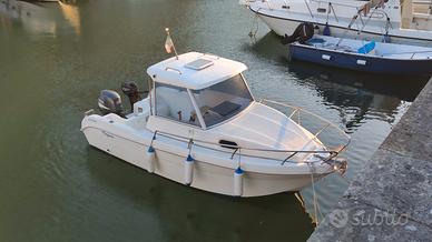 Saver 540 Cabin Fisher Barca pilotina