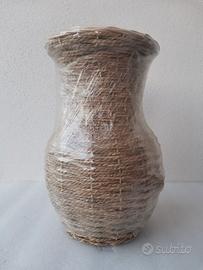 Vaso di coccio con rivestimento 