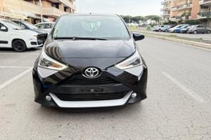 Toyota Aygo Connect 1.0 VVT-i 72 CV 5 porte x-play