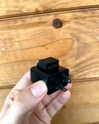 Relè / Intermittenza Frecce - NUOVO