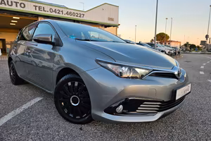 Toyota Auris 5 Porte Auris 1.2t Lounge