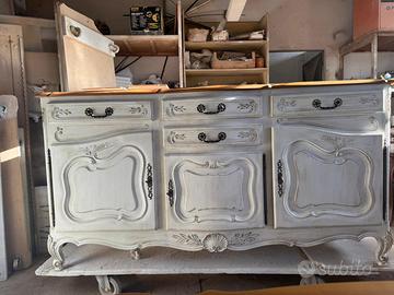 Credenza Provenzale
