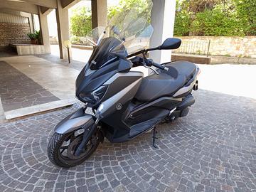 Yamaha X Max 250 ABS