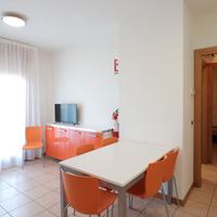 Bilocale al piano secondo in residence con piscina