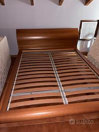 Letto matrimoniale in ciliegio