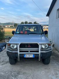 Mitsubishi Pajero 2.5 TD 3 porte