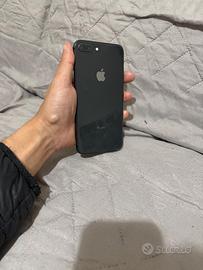 iPhone 8 Plus
