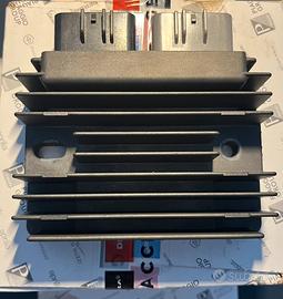 Regolatore di tensione mp3 beverly 300 - 400