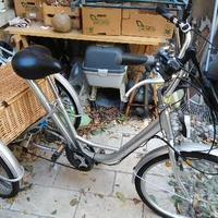 Triciclo elettrico