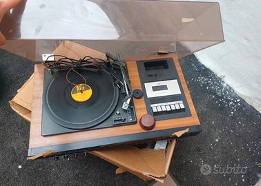 Giradischi vintage marca Legby anni 60