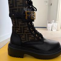 Stivaletti FENDI n.39