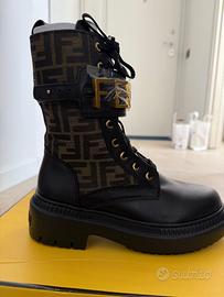 Stivaletti FENDI n.39