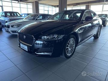 Jaguar XF 2.0D i4 180cv PRESTIGE AUTO