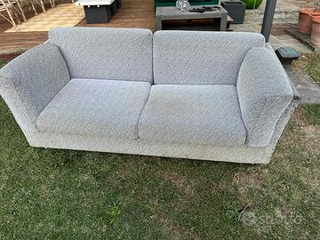 Divano letto una piazza e mezzo
