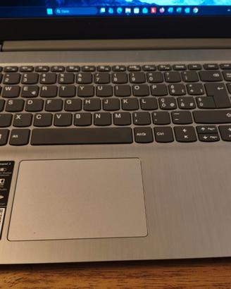 Lenovo Ideapad 3 Ryzen 5 