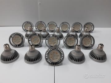 Toshiba PAR30 LED 16W lampada LED E27