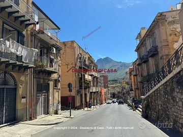 Casa, Termini Imerese.