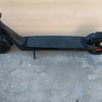 Monopattino elettrico Lamborghini AL1 nero