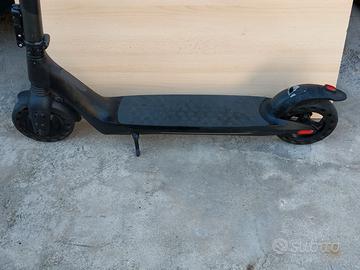 Monopattino elettrico Lamborghini AL1 nero