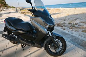 XMax 250