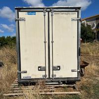 Cella frigo con telecomando