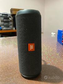 Cassa JBL Bluetooth 