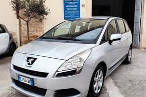Peugeot 5008 1.6 HDi 112CV Family