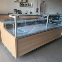 Vetrina refrigerata per salumi/impastatrice 40 kg