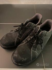 Scarpe antufortunistiche