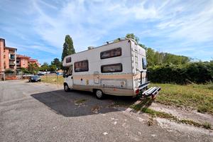 camper 7 posti  su fiat ducato 2.8 tdcon portamoto