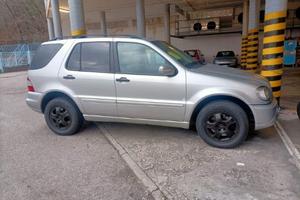 MERCEDES ML270 2004