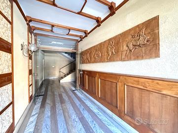 Appartamento ristrutturato al 5° piano con garage