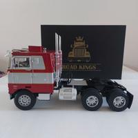 Road Kings 1/18 Peterbilt 352 1977-1979
