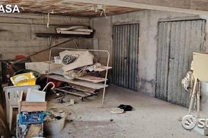 Vendita tre cantine / magazzini Borghetto